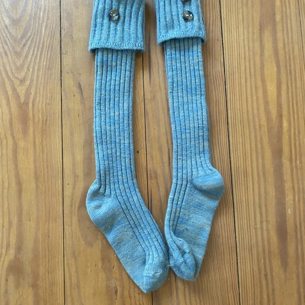 Chic Blue Ribbed Women's Kilt Socks